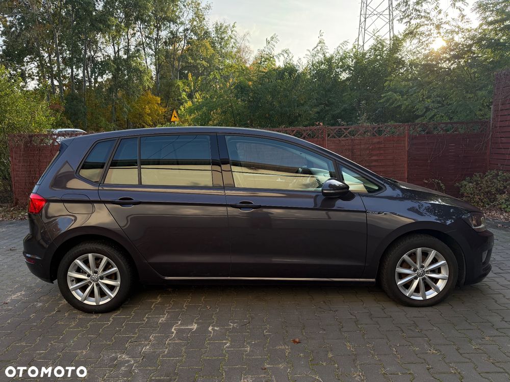 Volkswagen Golf Sportsvan 2015 photo 4