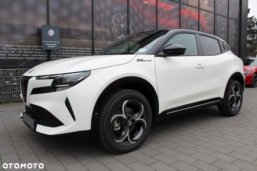 Alfa Romeo Junior 1.2 mHEV Sport Speciale eDCT - 1