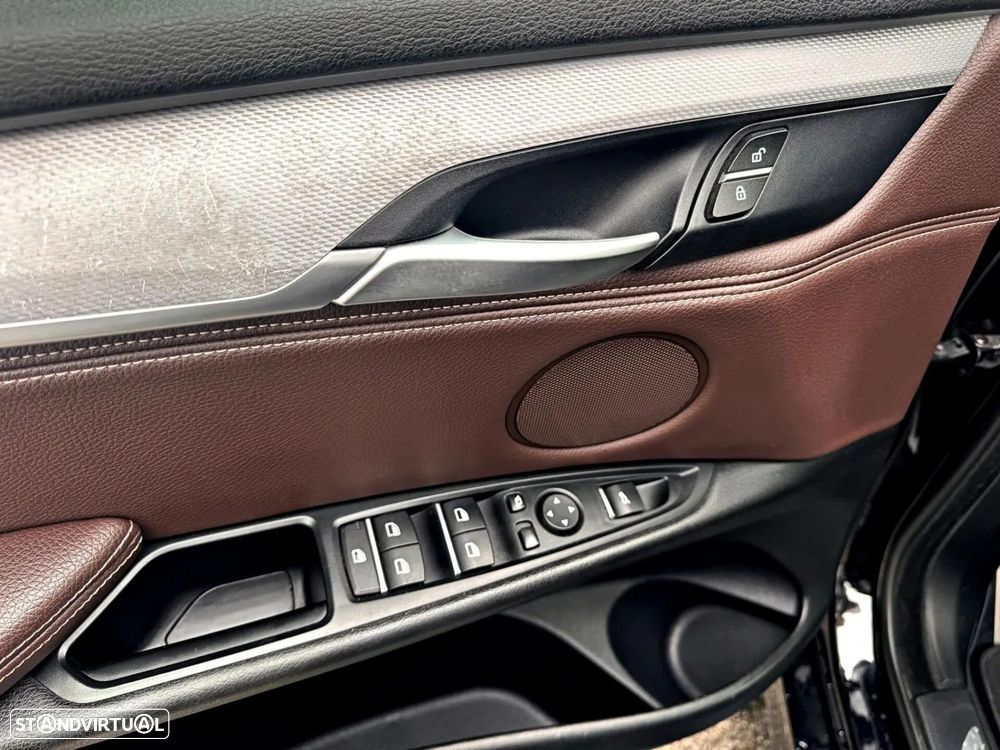 BMW X5 25 d sDrive Pack M - 12