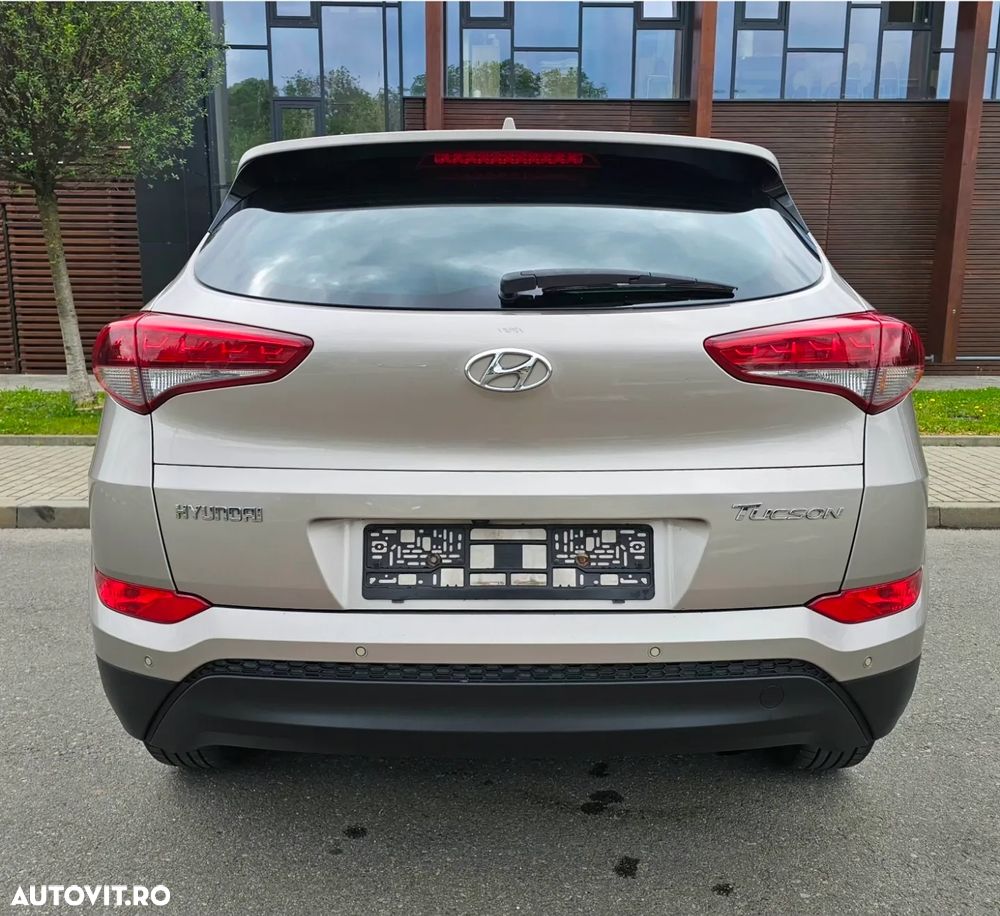 Hyundai Tucson 1.6 GDI 2WD 6MT Comfort - 14