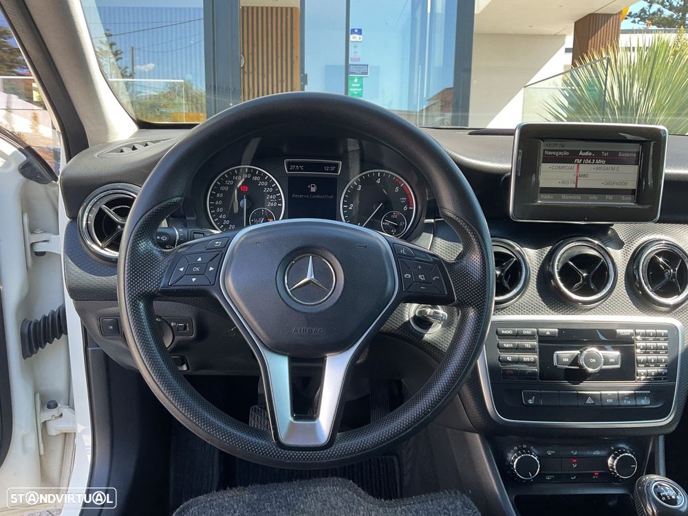 Mercedes-Benz A 180 CDi BE AMG Line - 35