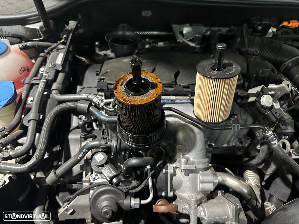 VW Golf 2.0 TDi BlueMotion Edition - 48