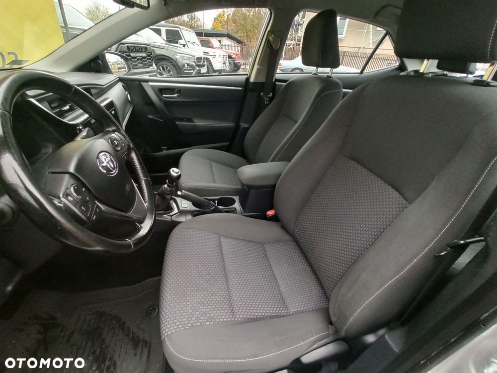 Toyota Corolla - 7