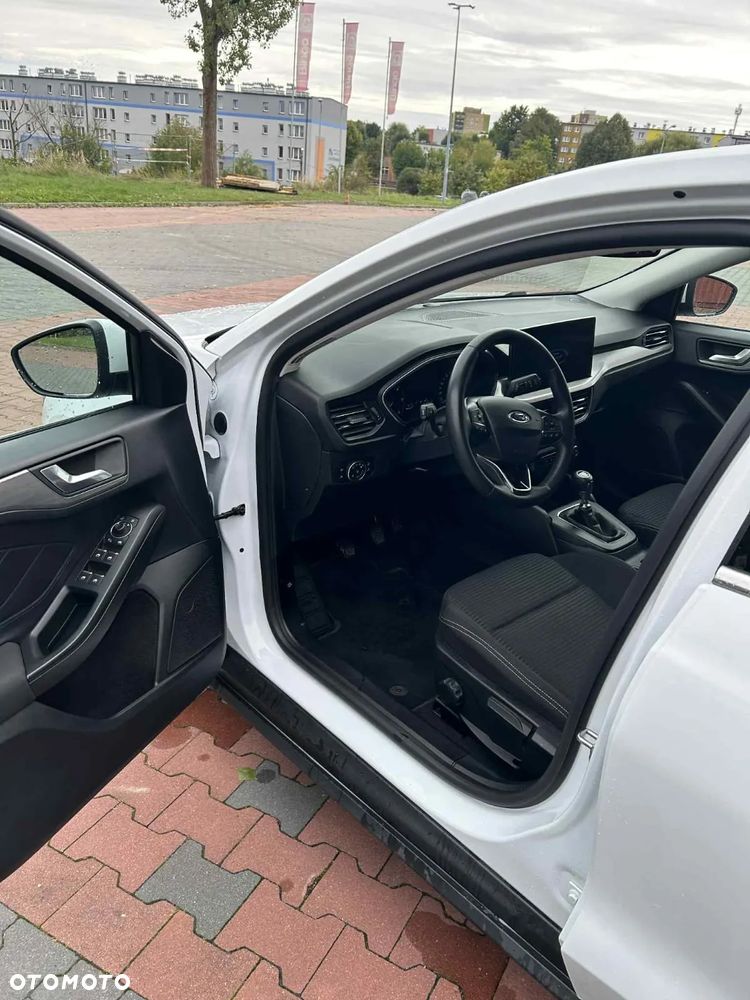 Ford Focus - 11