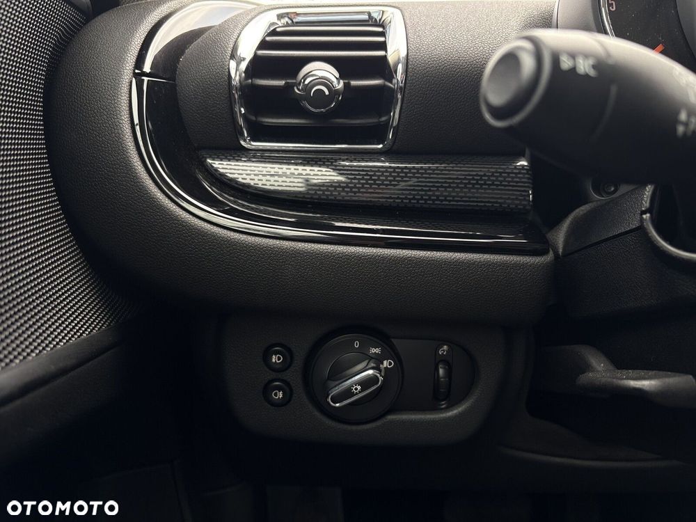 MINI Clubman Cooper D - 15