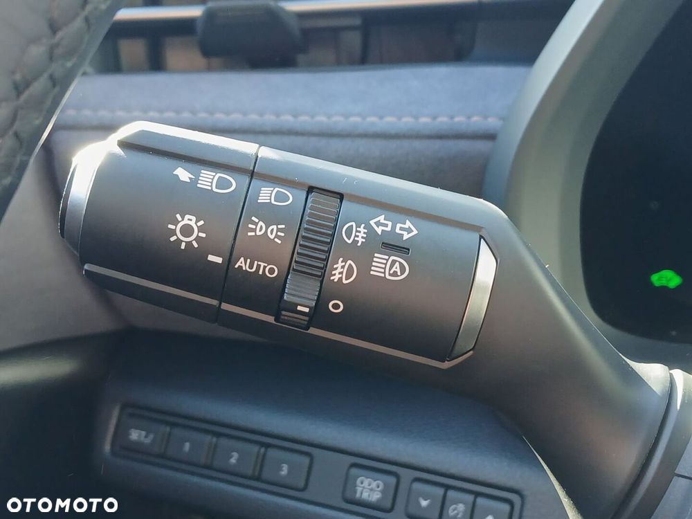 Lexus LBX 1.5 Hybrid Cool - 32