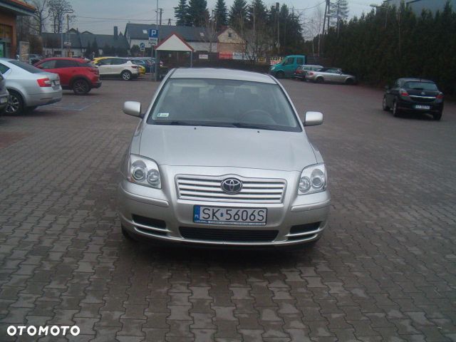 Toyota Avensis - 3