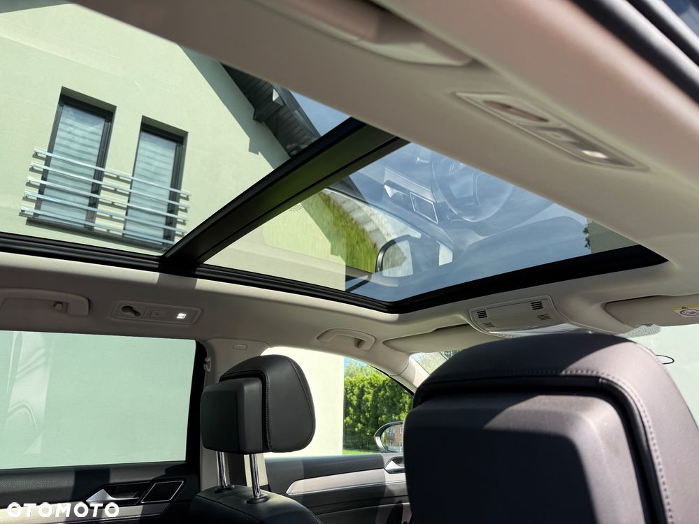 Volkswagen Passat Variant 2.0 TDI BMT 4Mot Highline DSG - 11