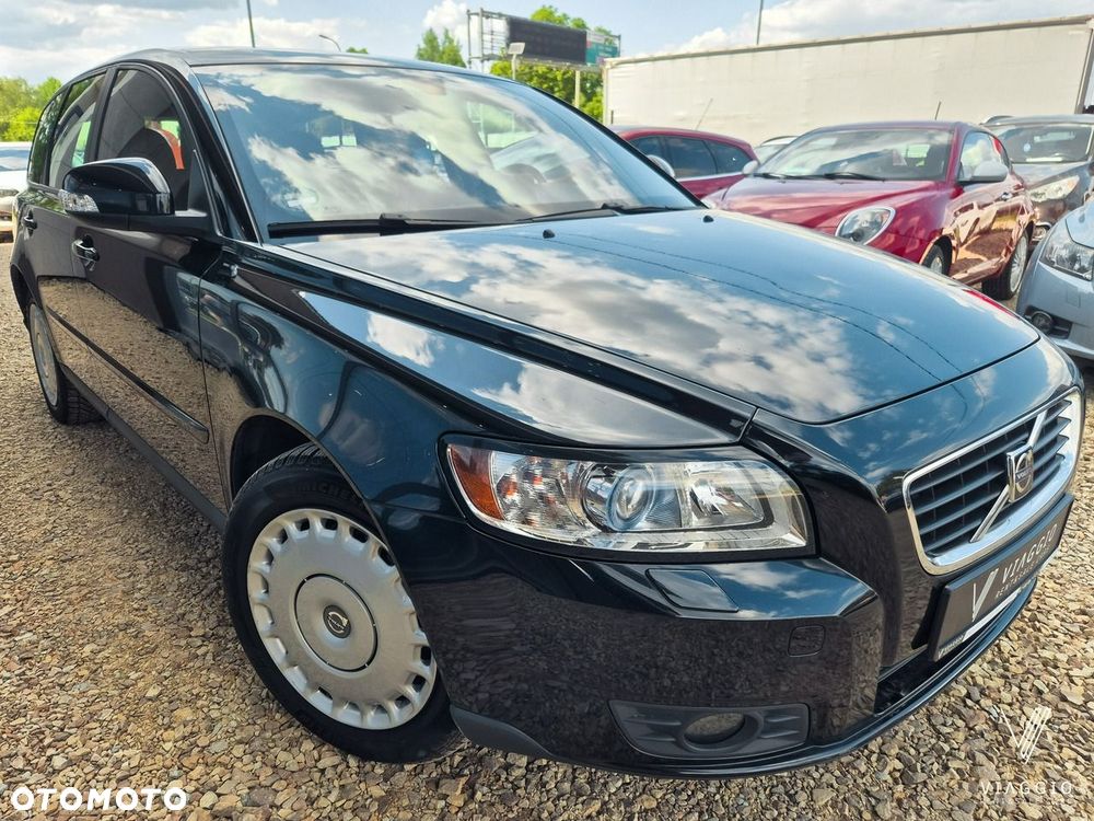 Volvo V50 - 2