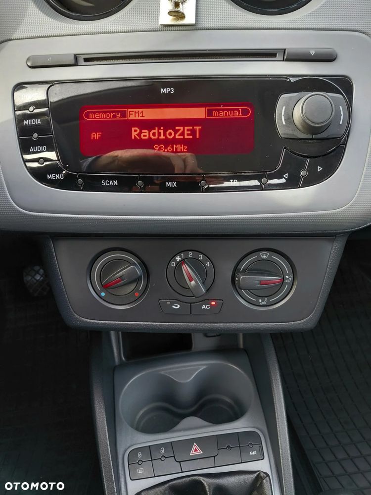 Seat Ibiza 1.4 16V Reference - 16