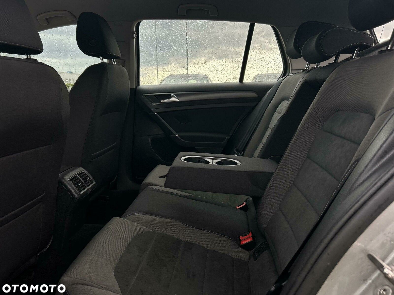 Volkswagen Golf VII 1.5 TSI BMT Comfortline - 18