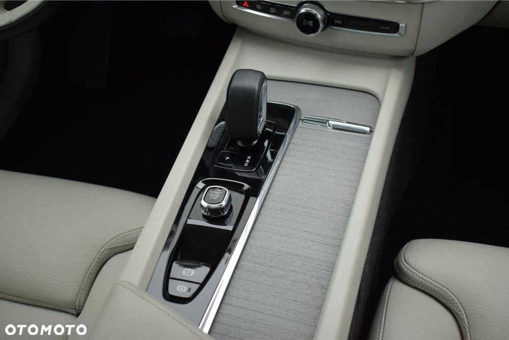 Volvo XC 60 - 17