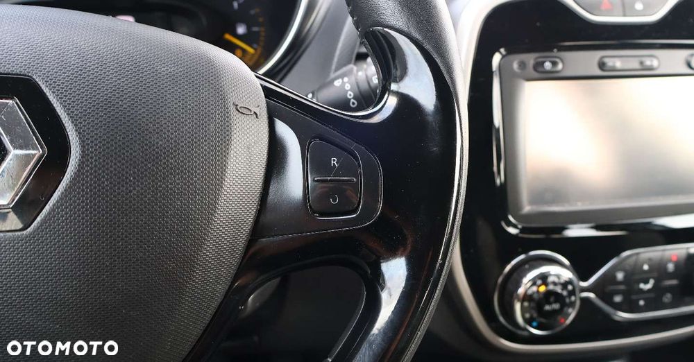 Renault Captur - 23