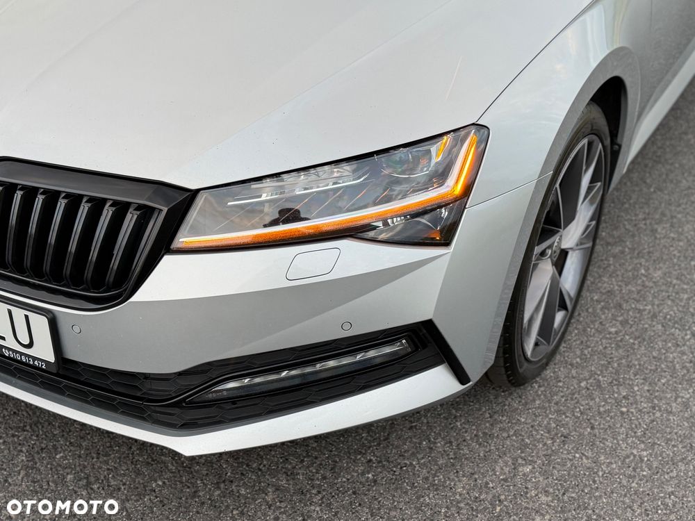 Skoda Superb 2.0 TDI SCR Sportline DSG - 10