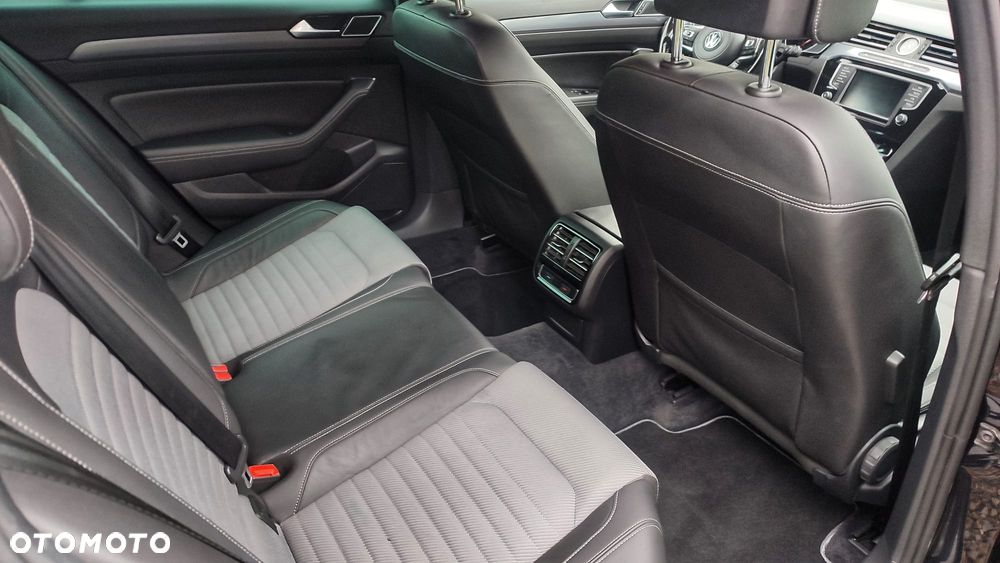 Volkswagen Passat 2.0 TDI BMT Highline DSG - 33