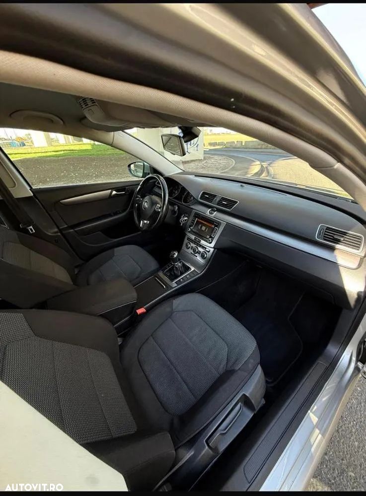 Volkswagen Passat Variant 2.0 TDI BlueMotion Technology Highline - 6