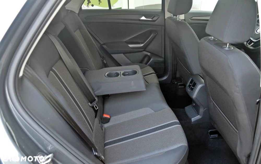 Volkswagen T-Roc 1.5 TSI GPF ACT Active DSG - 5