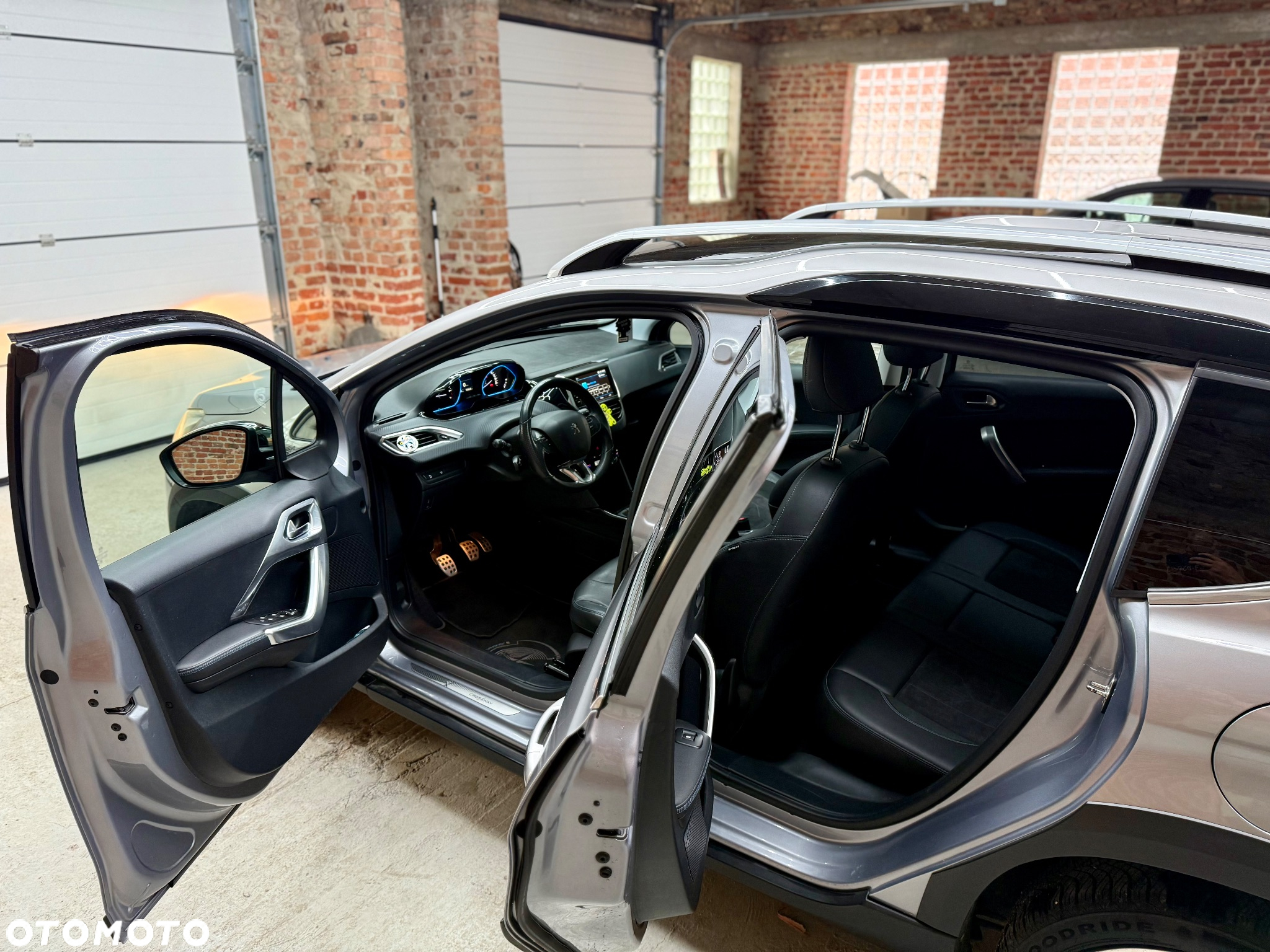 Peugeot 2008 1.2 Pure Tech Crossway S&S - 13