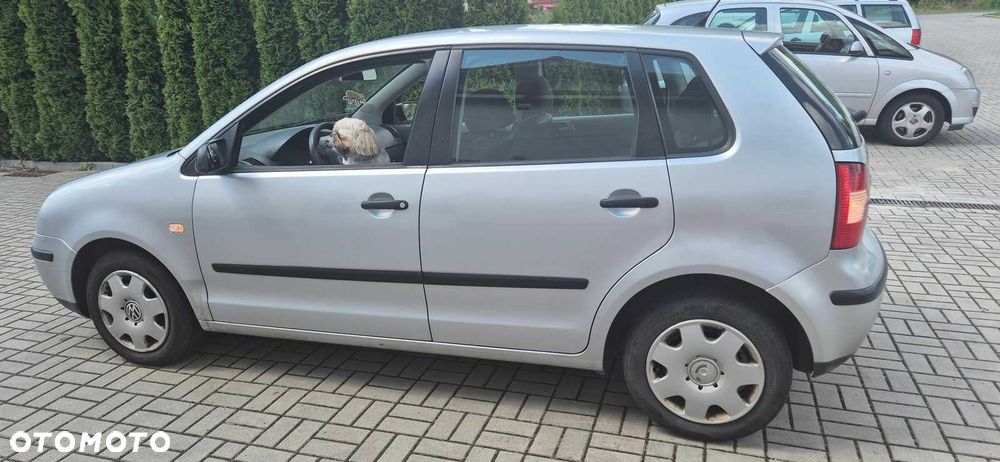 Volkswagen Polo - 4