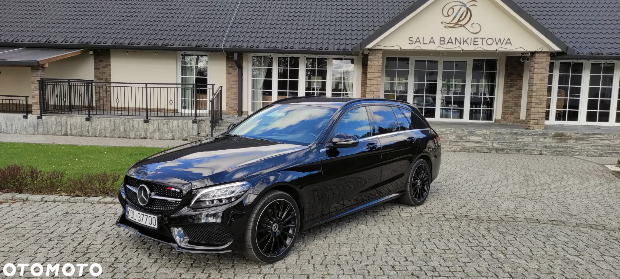 Mercedes-Benz Klasa C 220 d T 9G-TRONIC AMG Line - 2