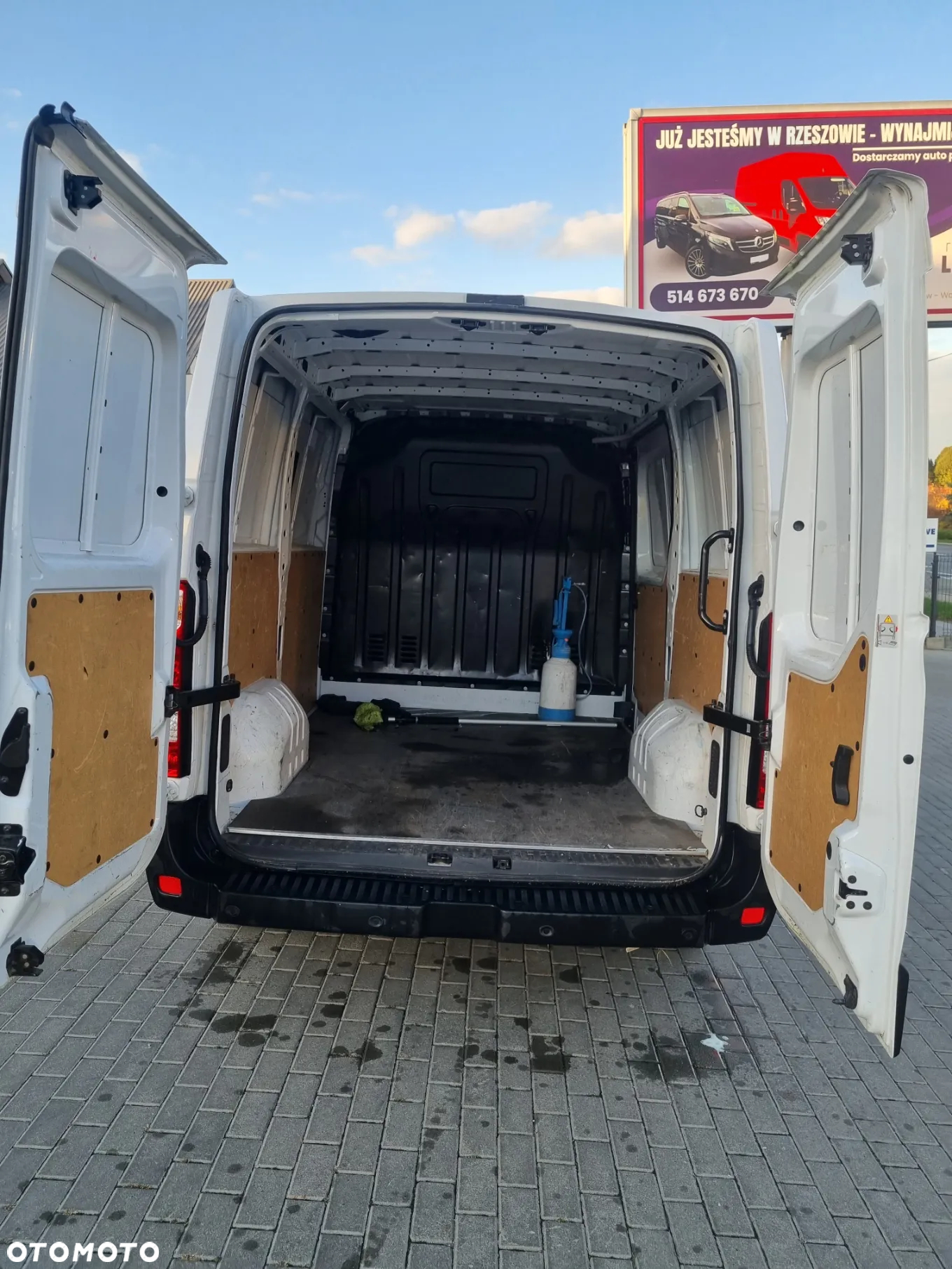 Nissan Nv 400 - 14