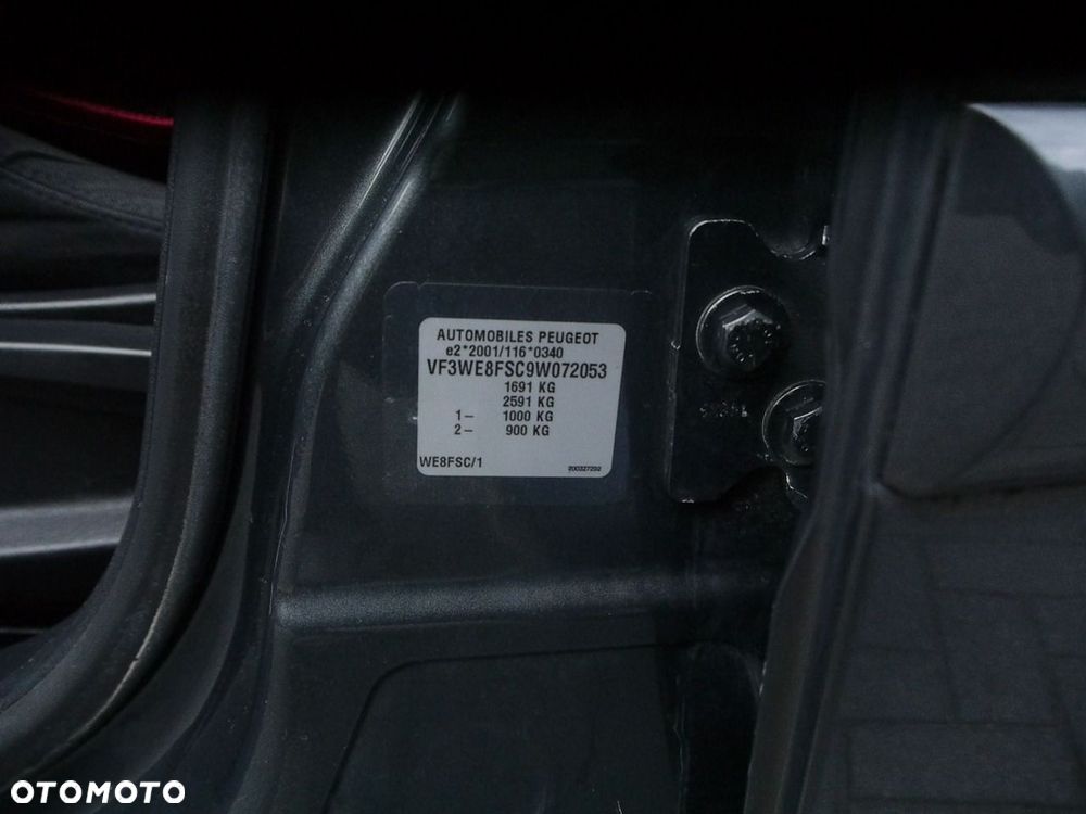 Peugeot 207 1.4 16V Trendy - 26