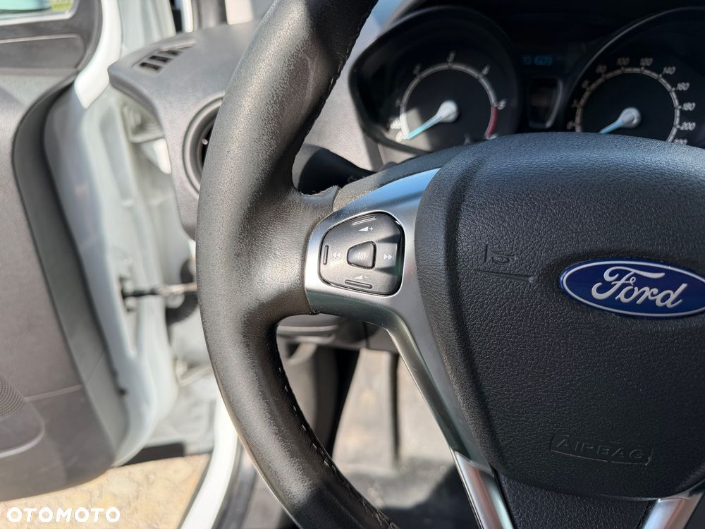 Ford Courier transit - 23
