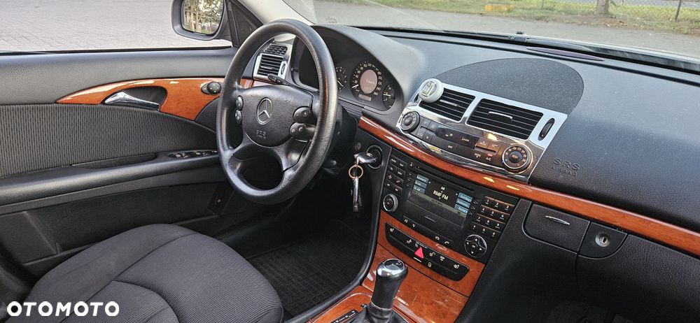 Mercedes-Benz Klasa E 200 Kompressor Automatik Avantgarde - 21