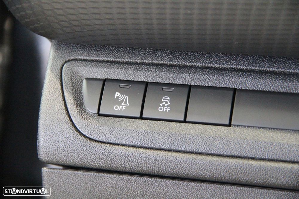 Peugeot 208 1.6 BlueHDi Style - 14