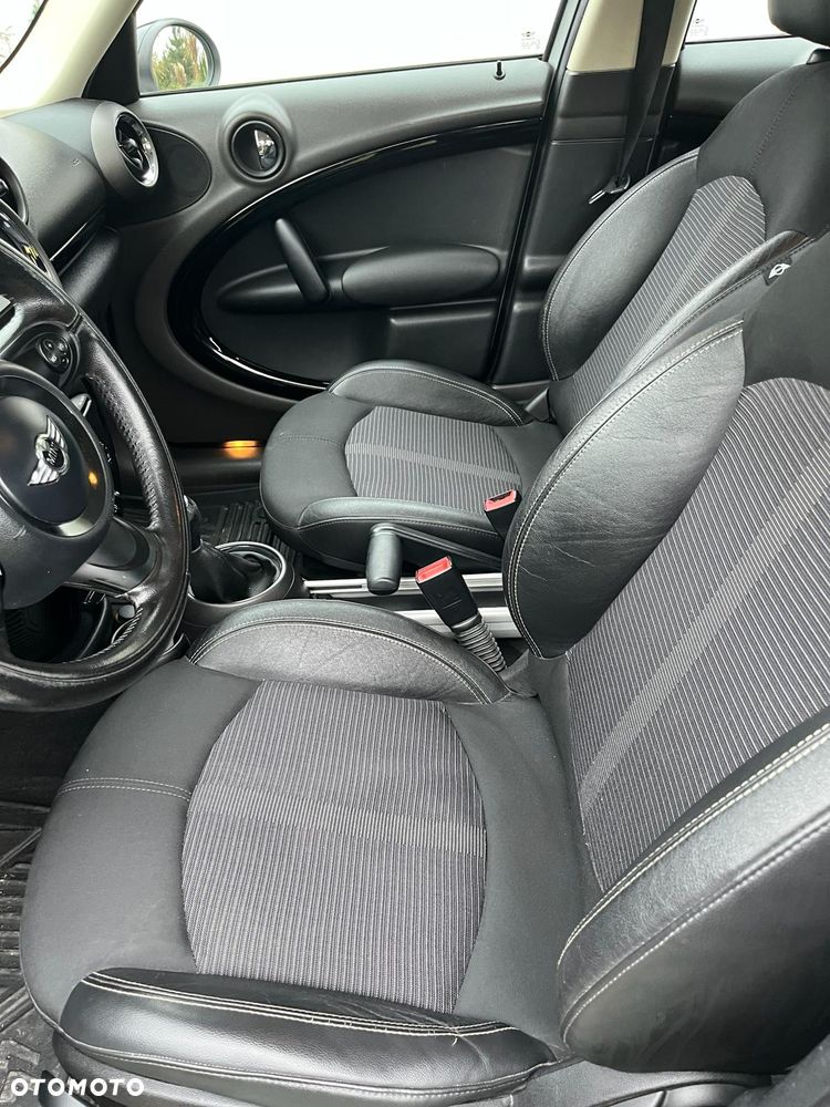 MINI Countryman Cooper D - 12