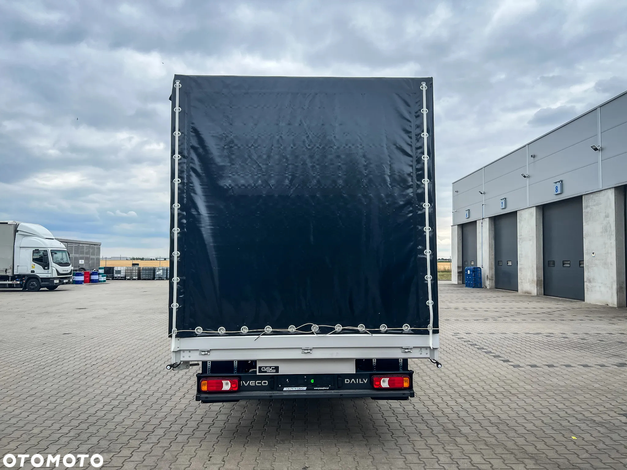 Iveco DAILY 35S18HA8 - 8