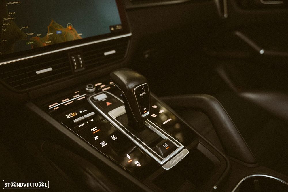 Porsche Cayenne E-Hybrid - 27