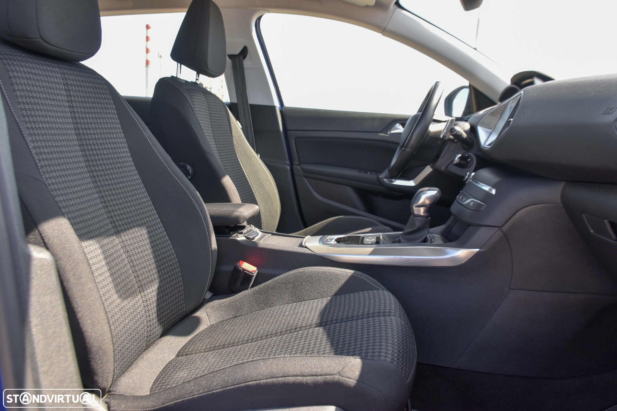 Peugeot 308 SW 1.5 BlueHDi Allure EAT6 - 16