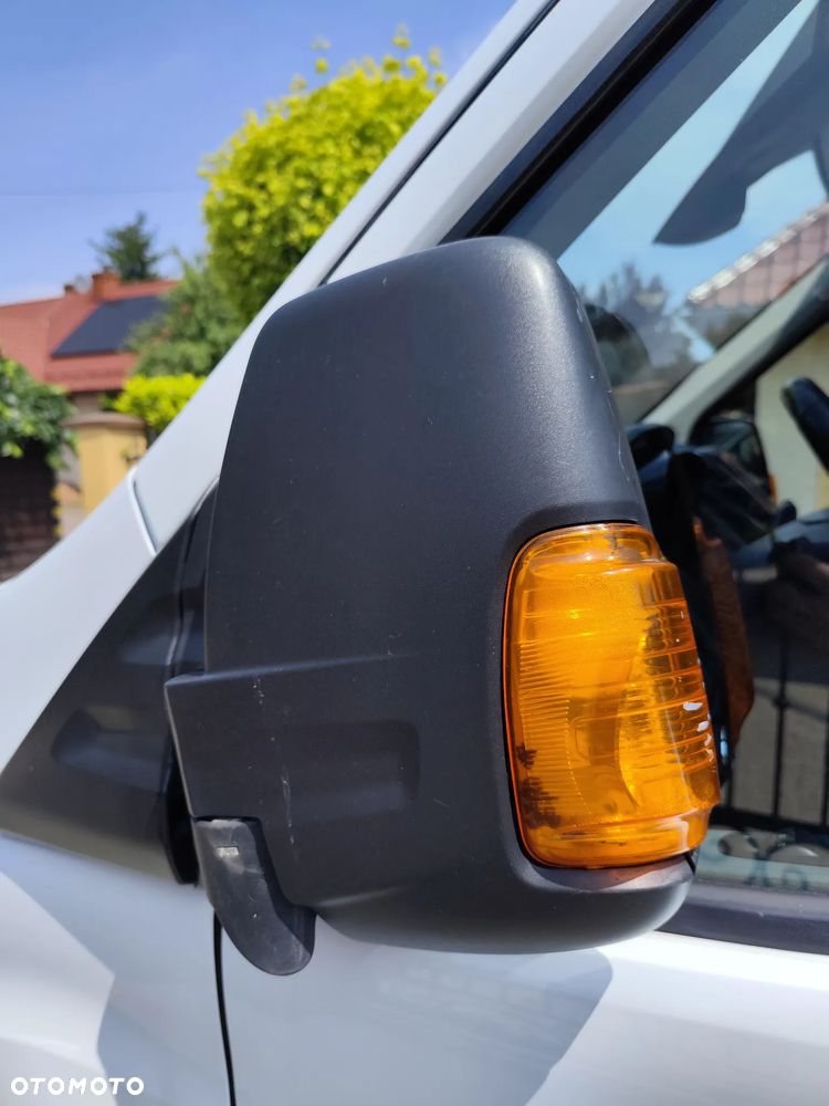 Ford Transit - 23