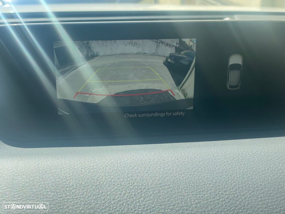 Mazda MX-30 e-SKYACTIV - 12