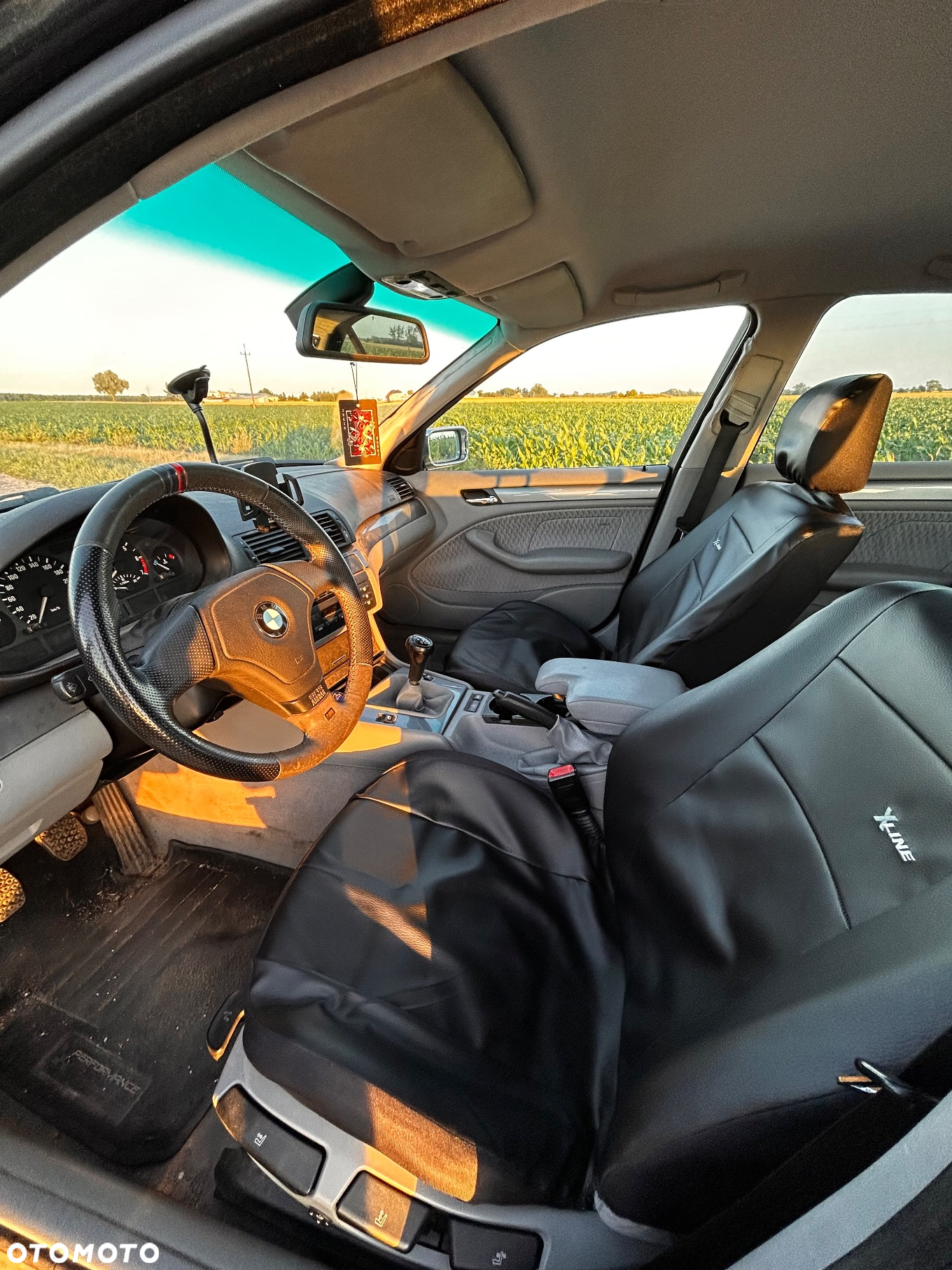 BMW Seria 3 323i - 16