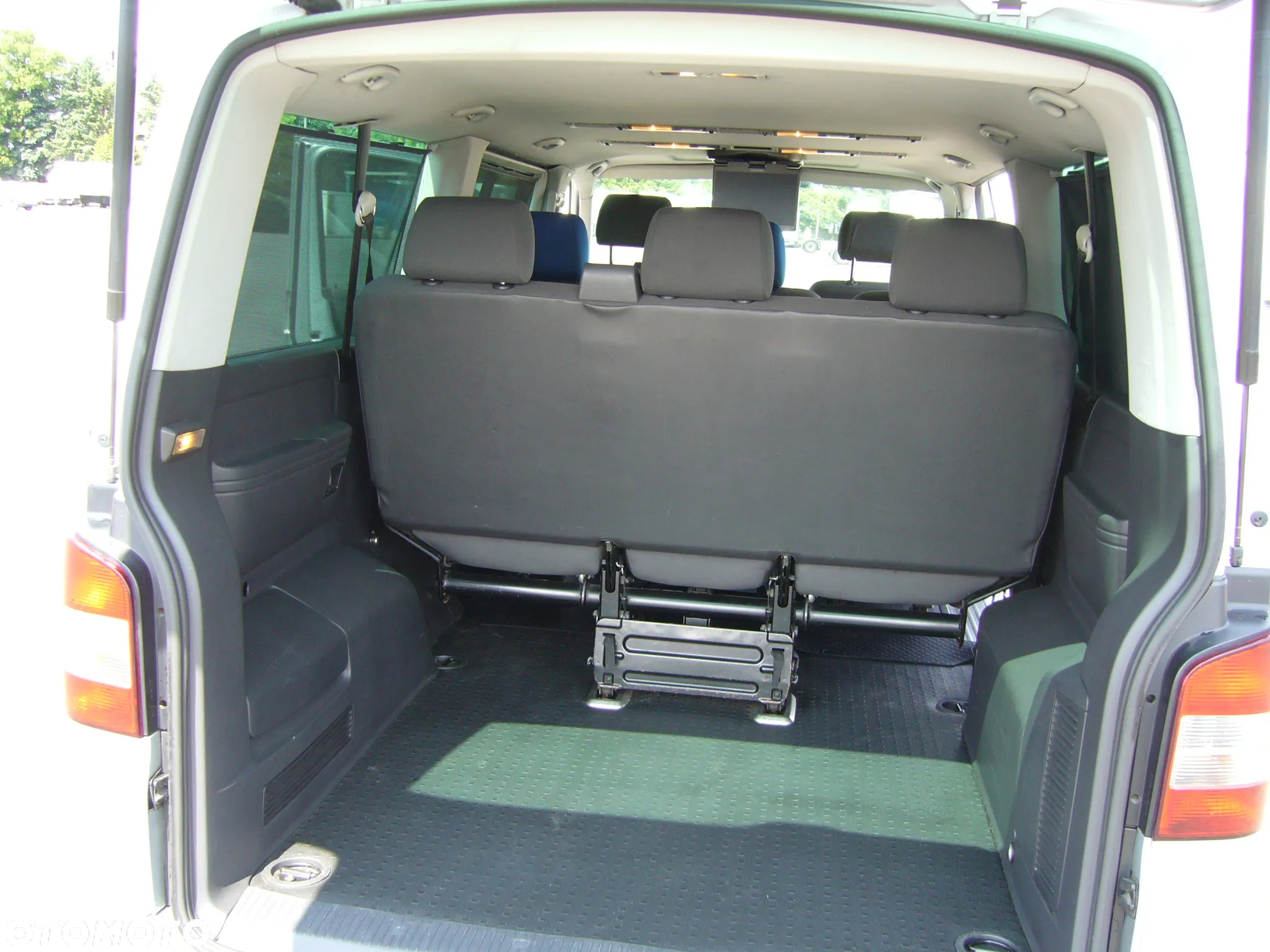 Volkswagen Caravelle TDI L2 Comfortline 4Motion - 8