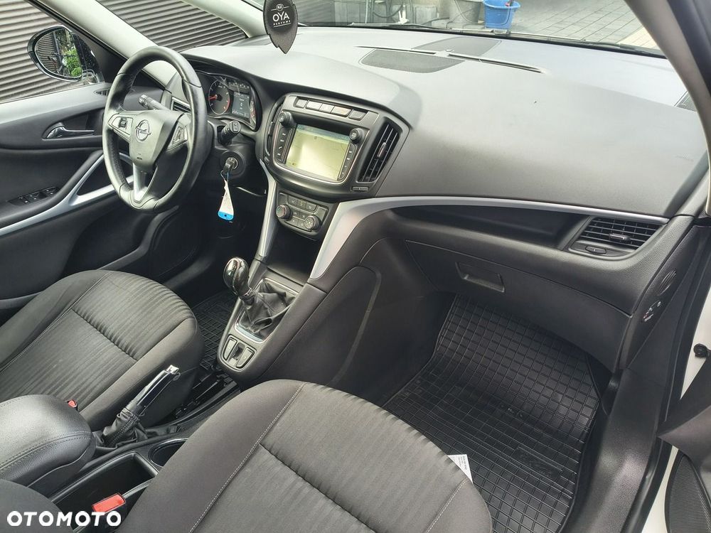 Opel Zafira 1.4 Turbo Business Edition - 15