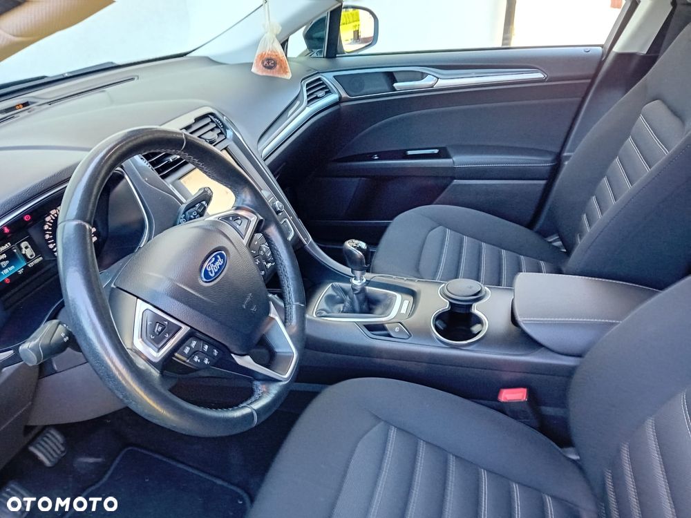 Ford Mondeo 2.0 EcoBlue Business Edition - 24