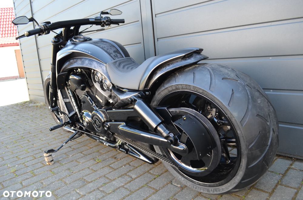 Harley-Davidson V-Rod Muscle - 27