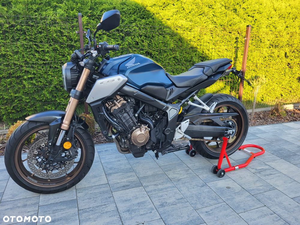 Honda CB - 24