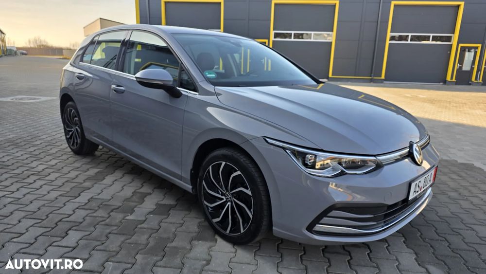 Volkswagen Golf Standard - 34