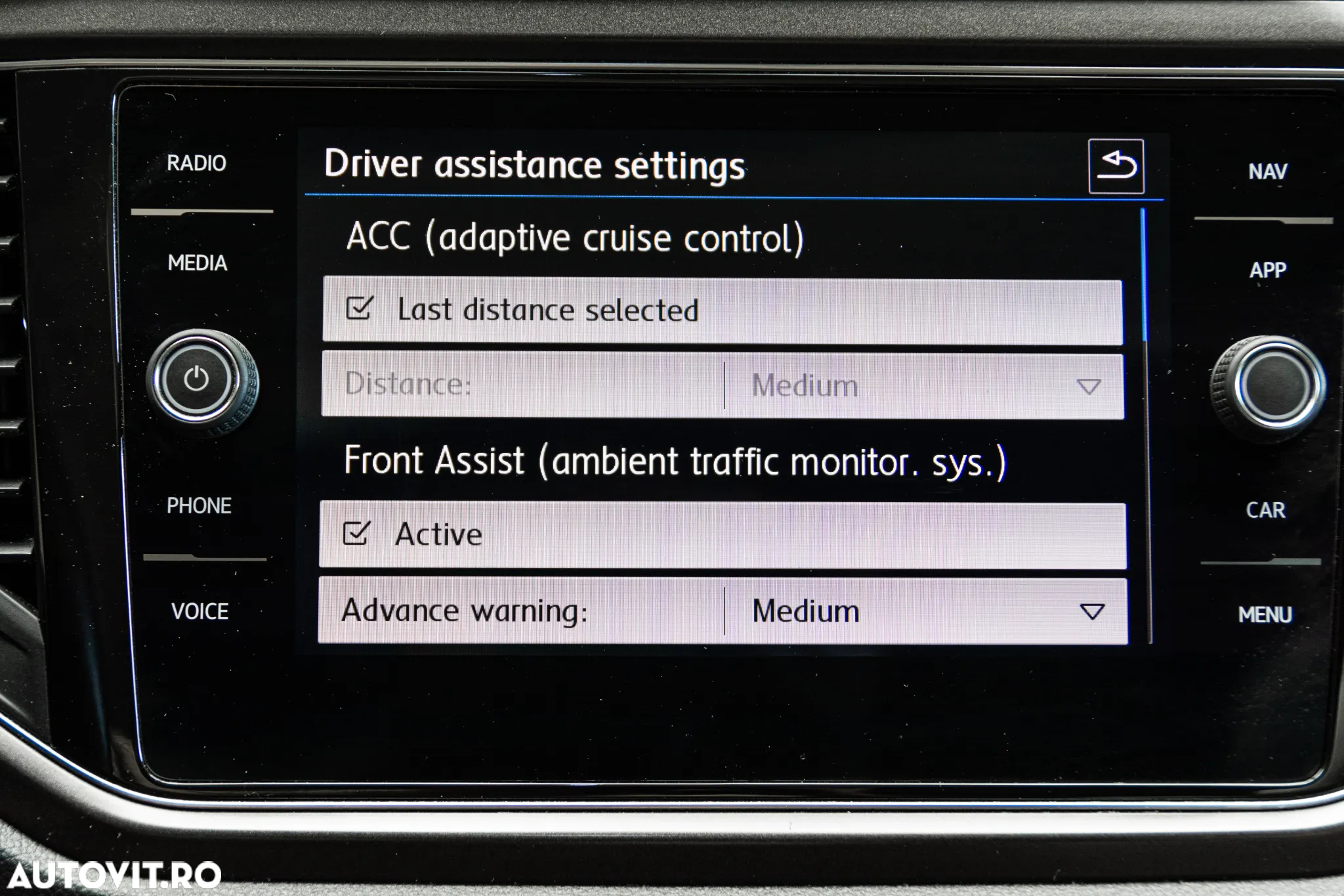 Volkswagen T-ROC 2.0 TDI SCR 4MOTION DSG Style - 20