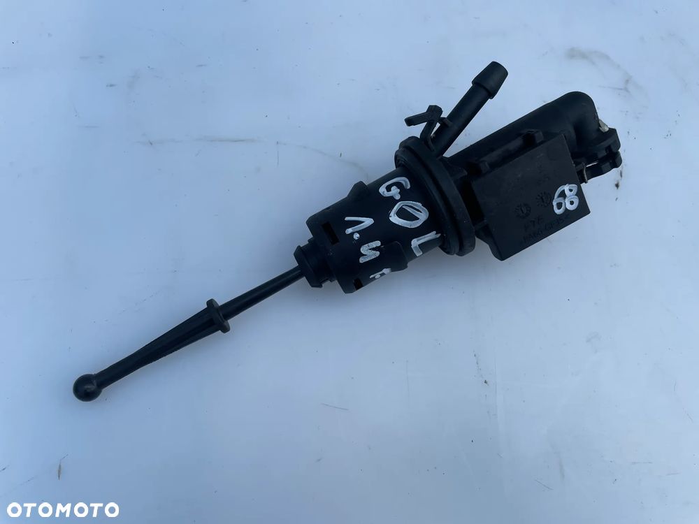 POMPKA SPRZĘGŁA VW GOLF V AUDI A3 8P 1K0721388F 1K0721388Q - 1