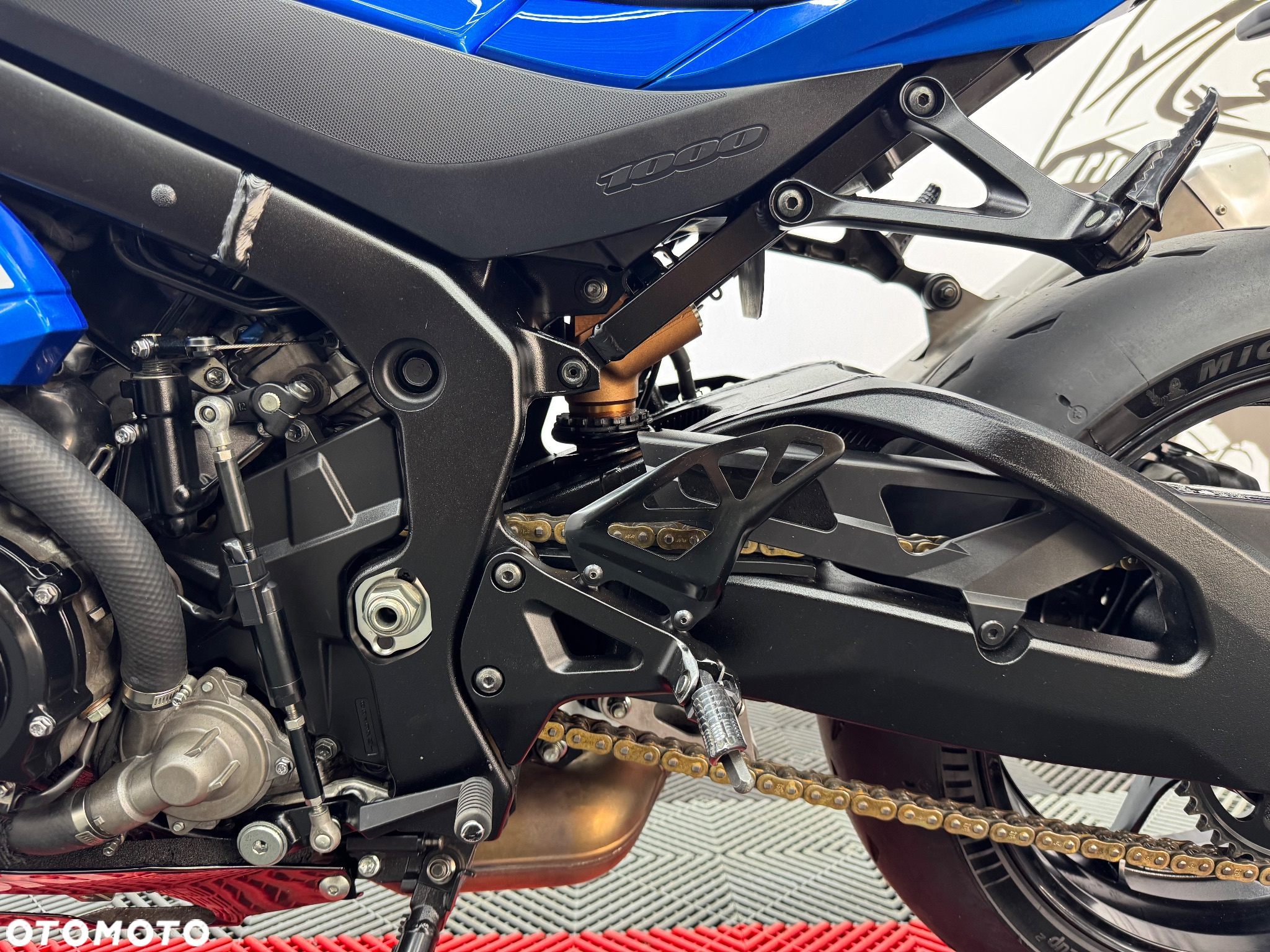 Suzuki GSX-R - 21