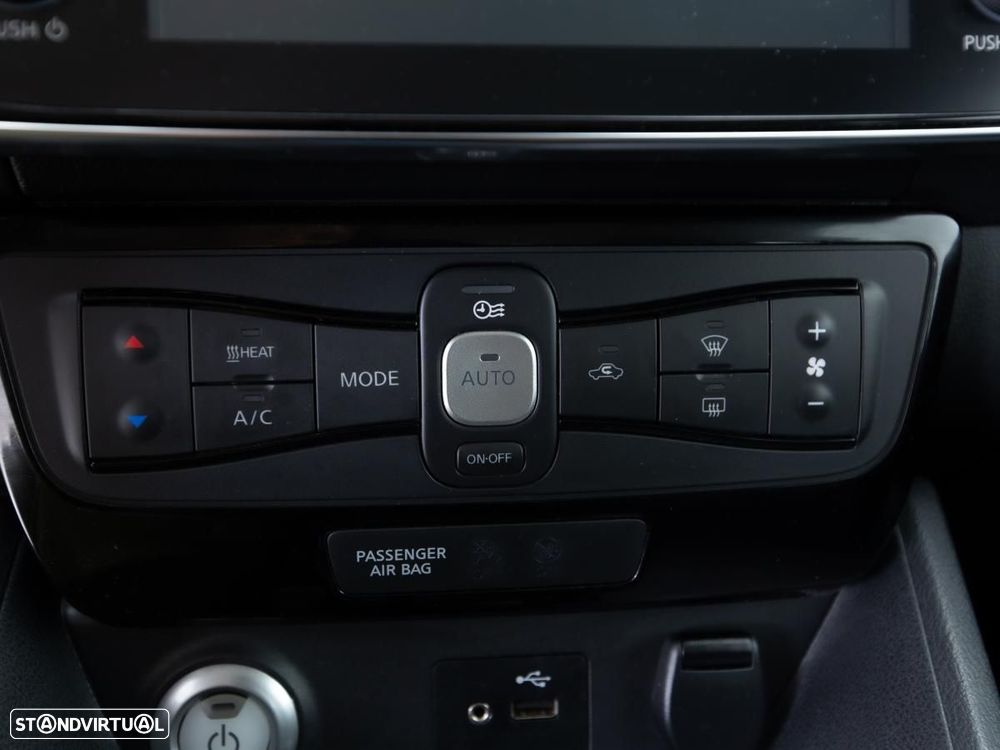 Nissan Leaf Acenta - 17