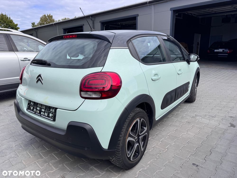 Citroën C3 Pure Tech 82 SHINE - 32