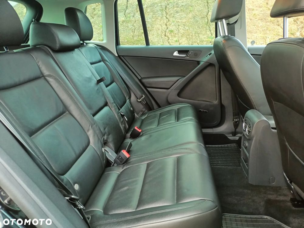 Volkswagen Tiguan - 14