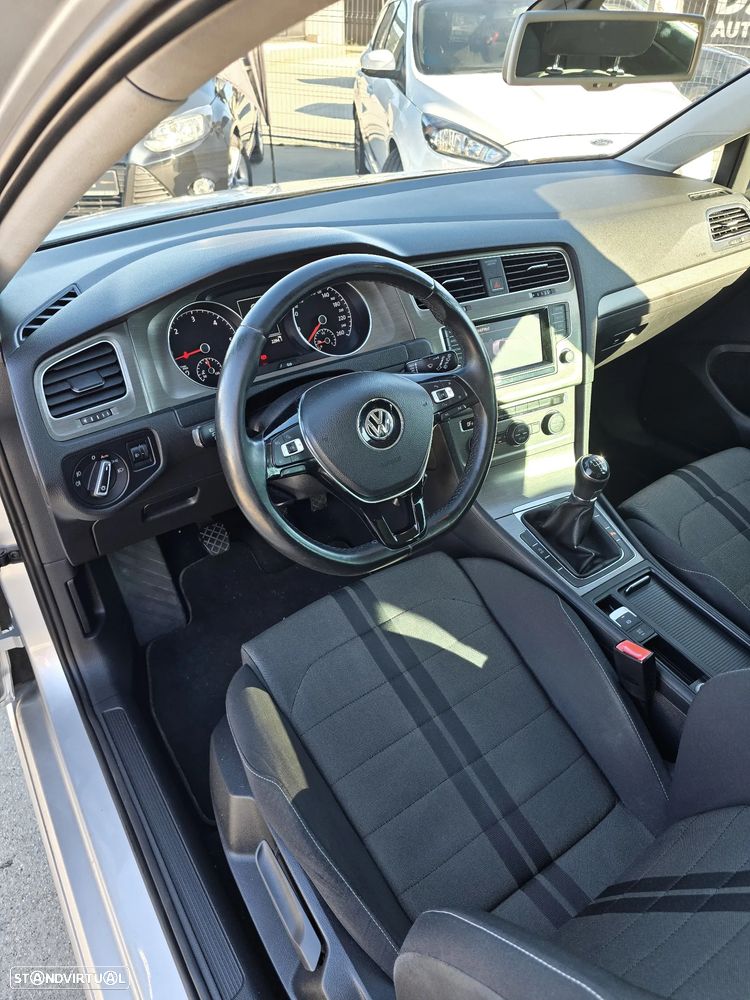 VW Golf Variant 1.6 TDi Highline - 16