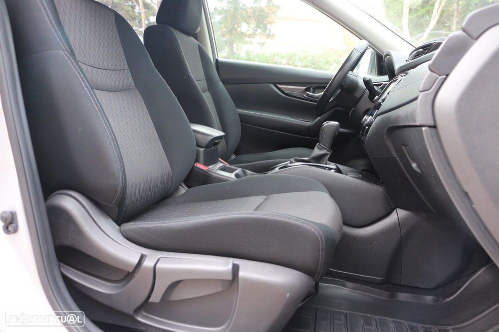 Nissan X-Trail 1.3 DIG-T Tekna 7L DCT - 18